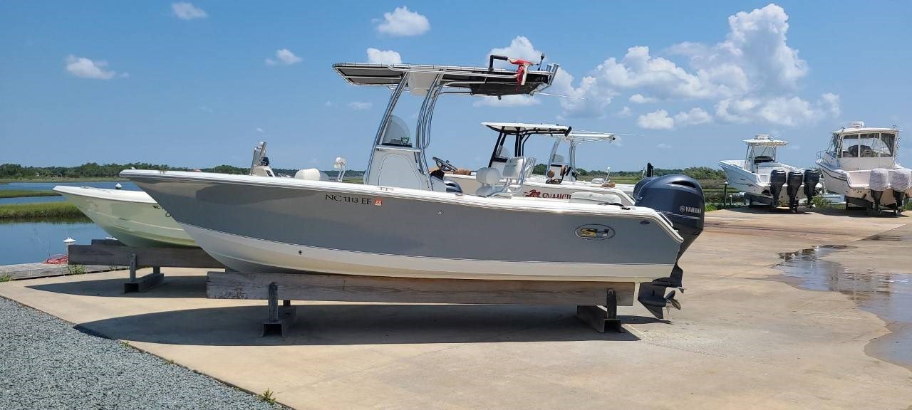 Motor Yachts