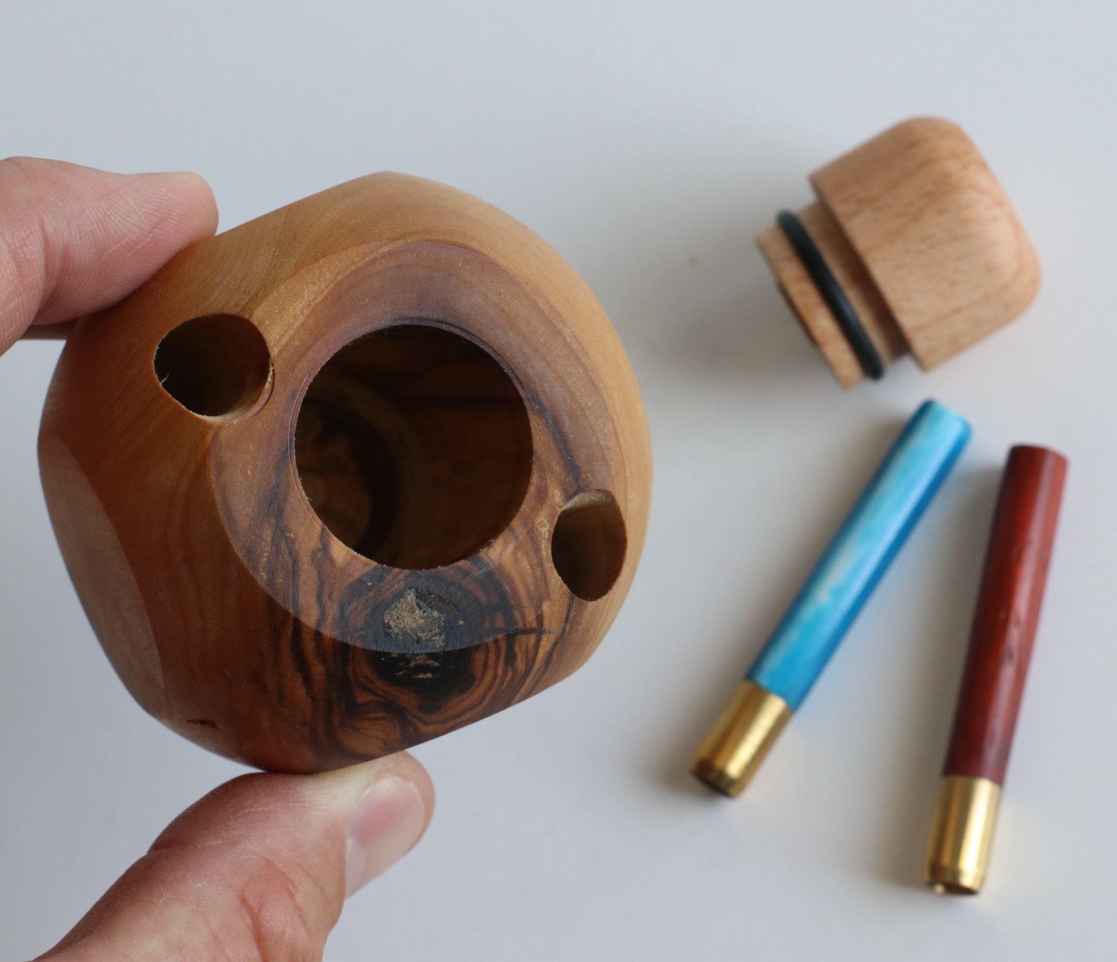 Olive Wood Tabletop Dugout- One Hitter Stash Box- Smoker’s Gift-Apple Shaped Dugout