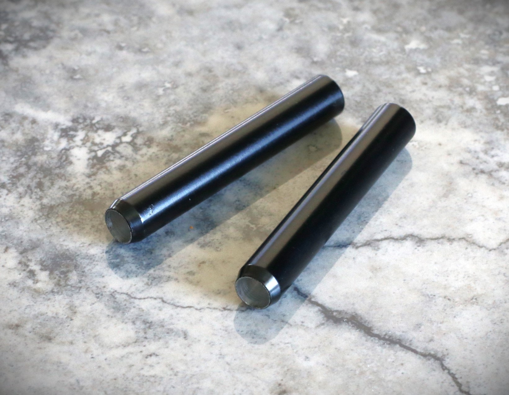 2" Straight Black One Hitter Pipes - 2' Straight Black One Hitter Pipe