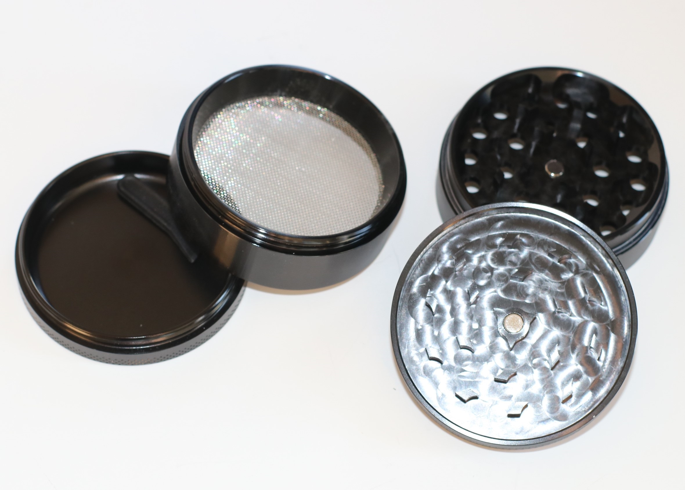 PRO 420 Black Gift Pack- Herb Grinder & Glass Pipe-Great Gift for Smokers - 4 Piece Herb Grinder-Black