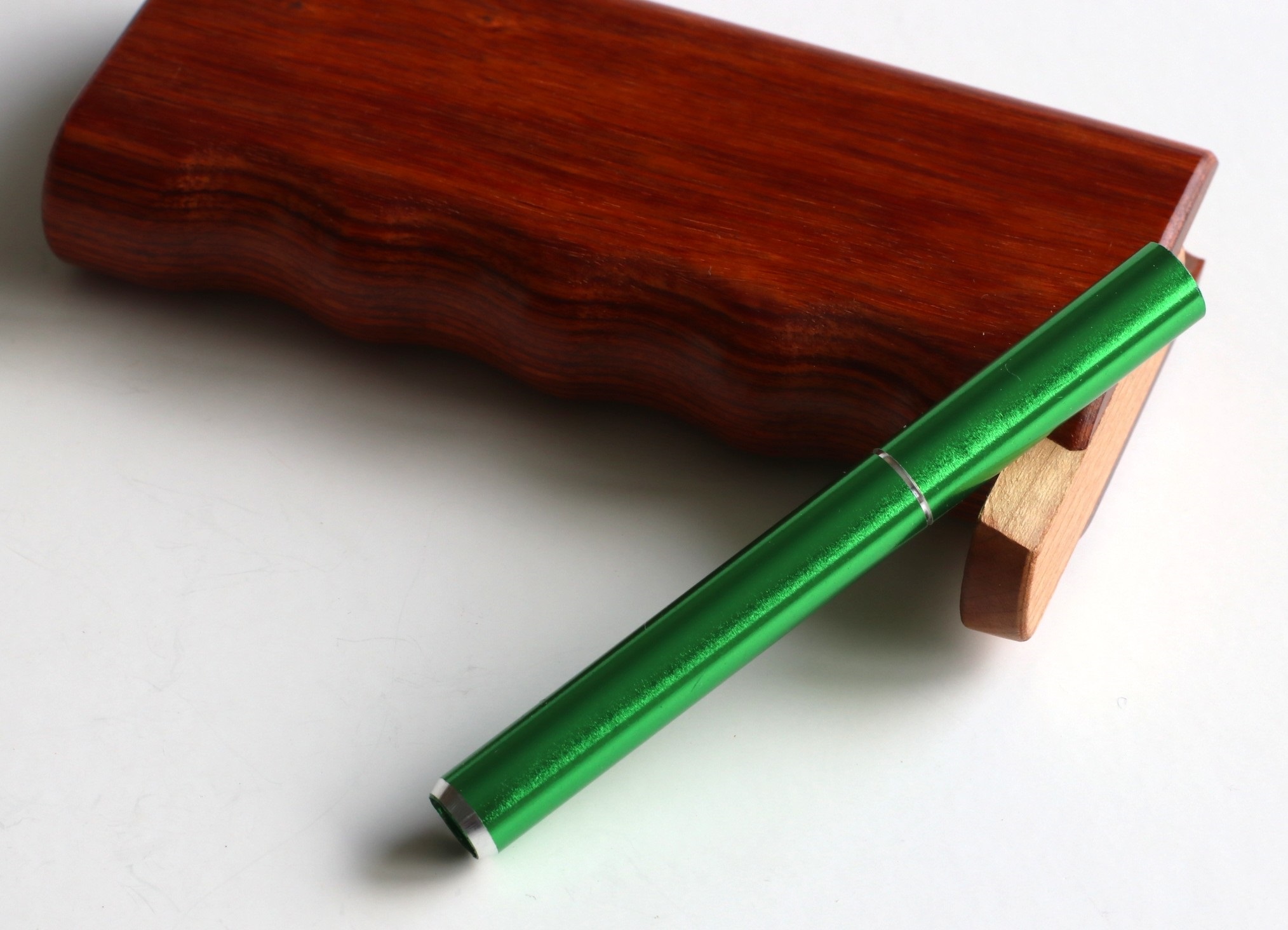 3" Metal One Hitter Pipes- Sleek, Stylish & Smooth- in 5 Colors-Poker for Cleaning Included - 3' Colorful One Hitter Pens