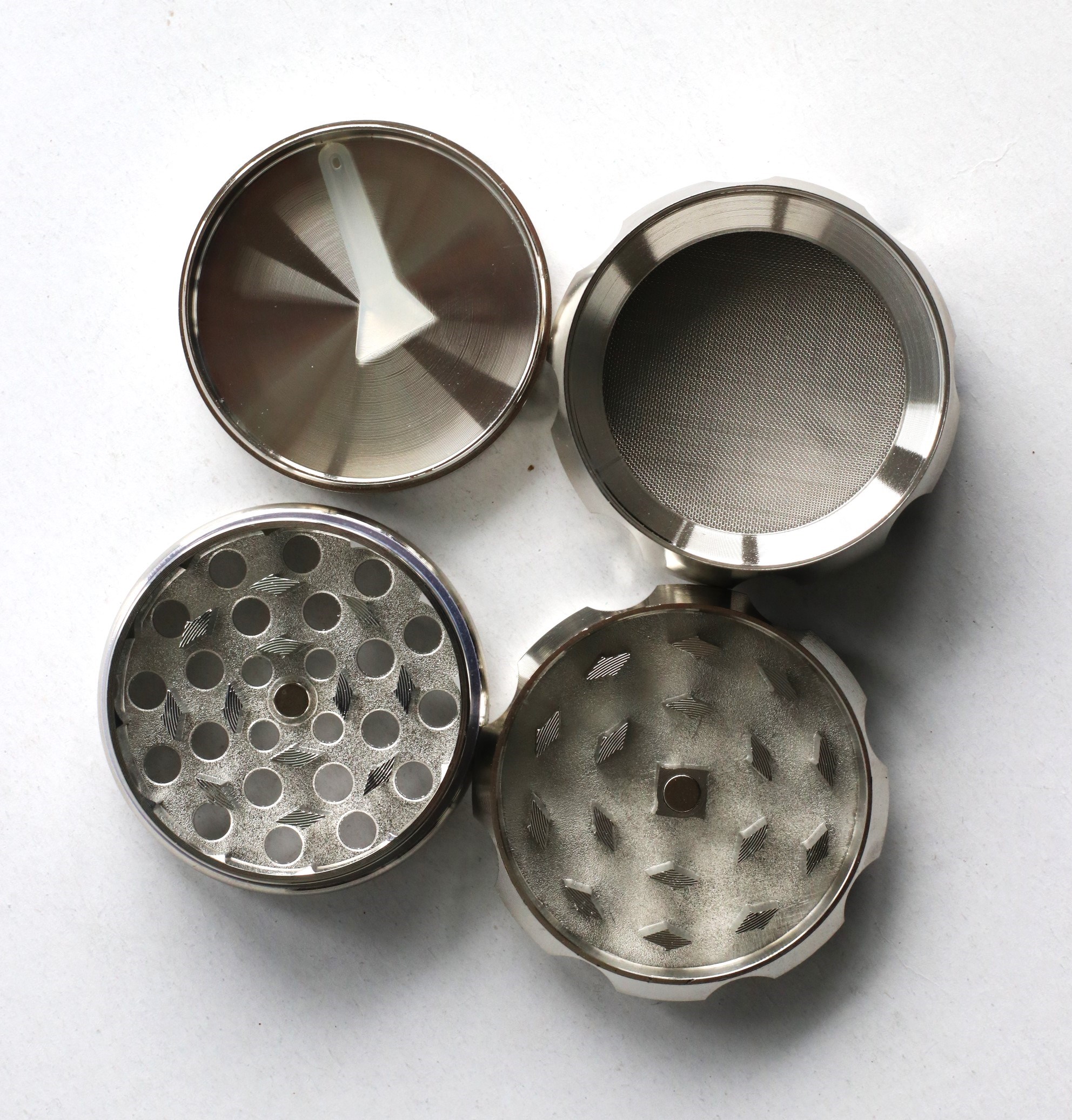 PRO 420 Herb Grinder- 2" Diameter-Leaf Design- 4 Colors- 4 piece Twist and Grinder - IMG_4048