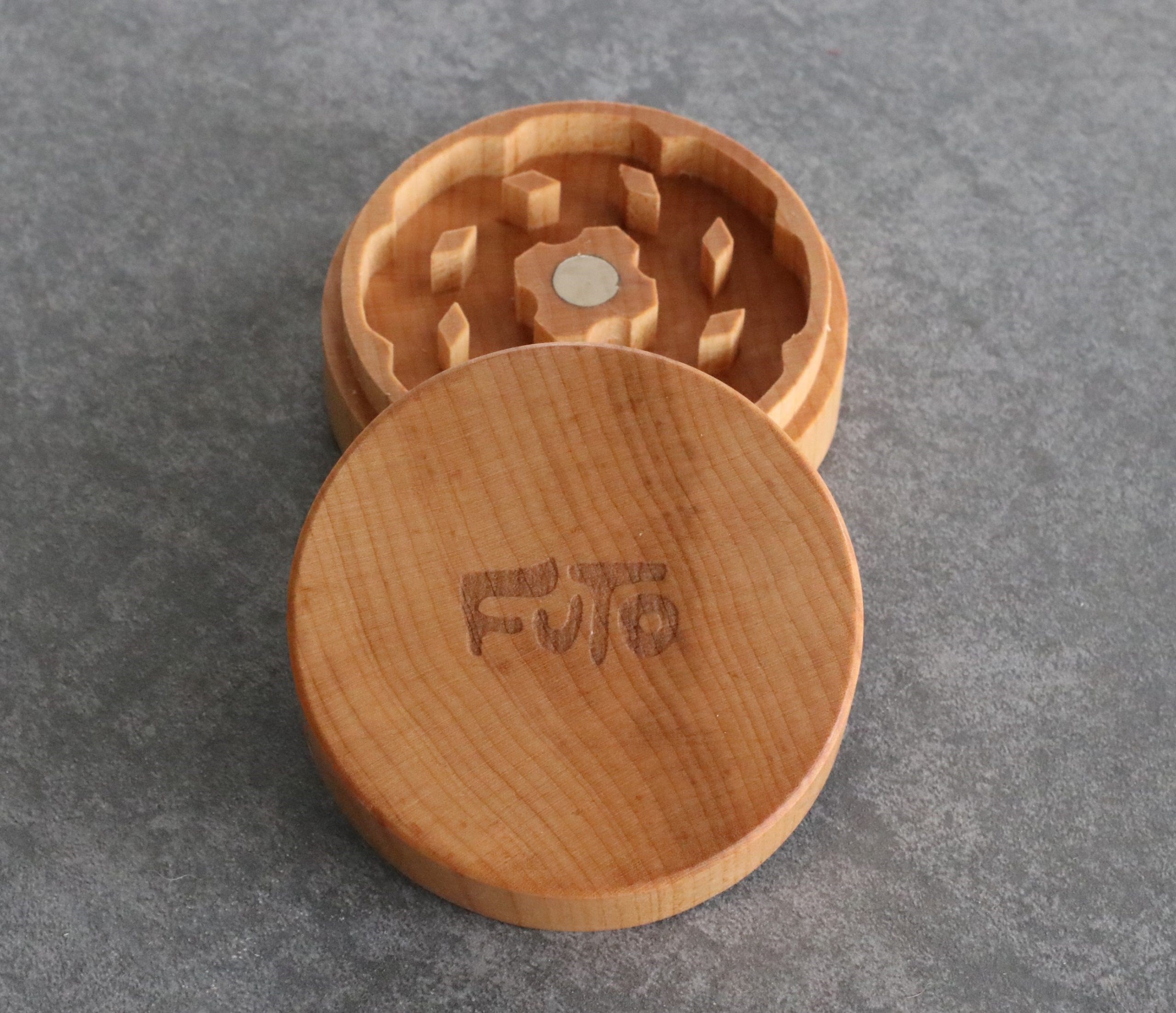 Futo Maple Wood Grinder- 2 Piece simple easy to use herb grinder