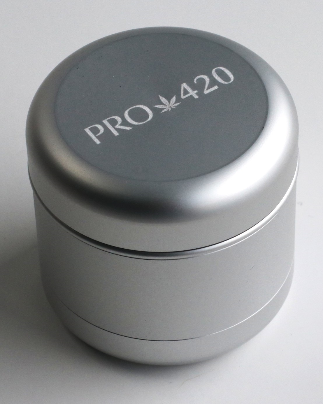 PRO 420 Herb Grinder-2" Diameter-4 Piece Professional Herb & Marijuana Grinder - PRO 420 Herb Grinder