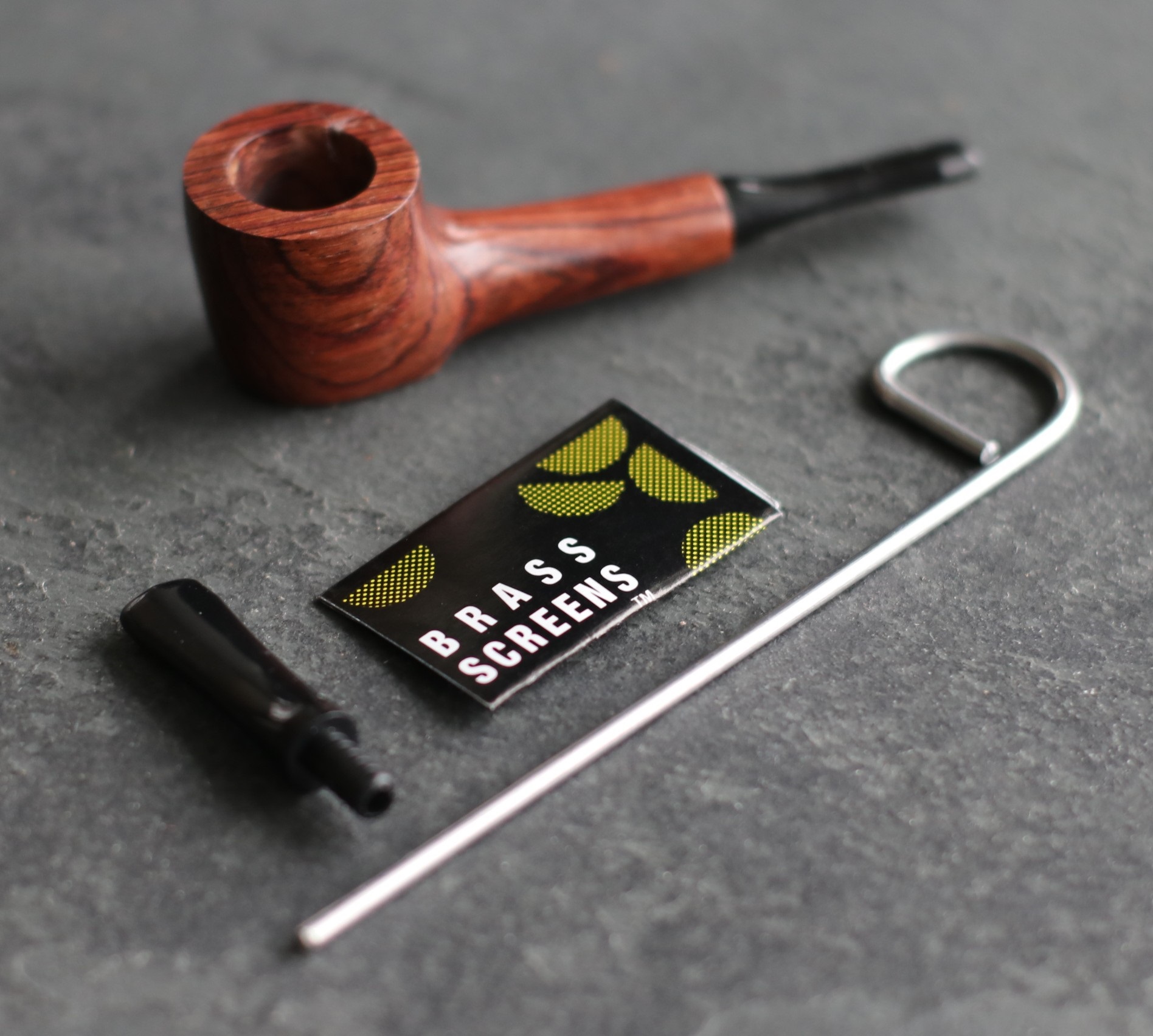 3.5" Exotic Wood Pipe- L20 CHICO-Classic Wood Pipe- Perfect Gift for Smokers - 4' Pastel Glass Pipes
