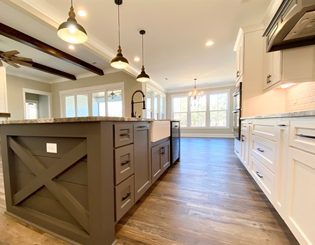 Kitchen_built_by_Reeves_Custom_homes.jpg
